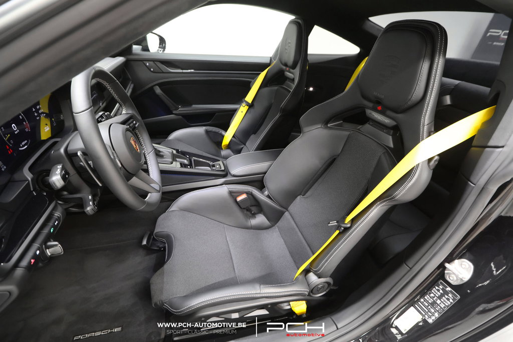 Porsche 992 GT3 Touring