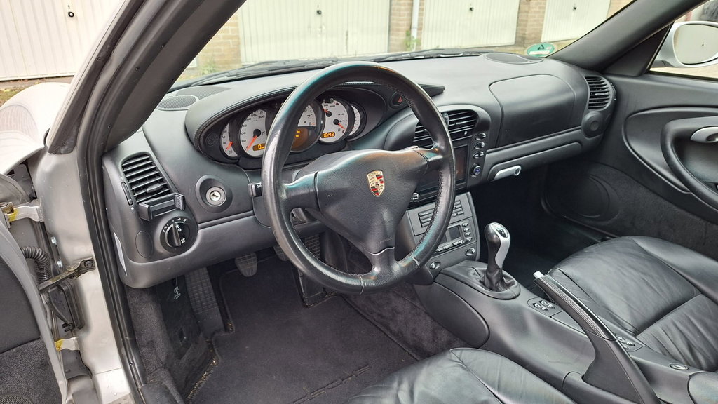 Porsche 996.2 Carrera 4S