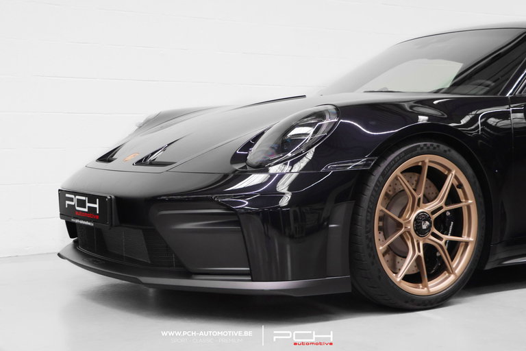 Porsche 992 GT3 Touring