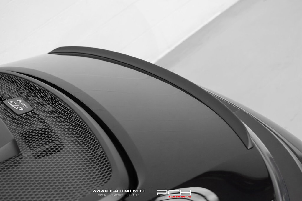 Porsche 992 GT3 Touring