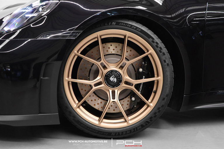 Porsche 992 GT3 Touring
