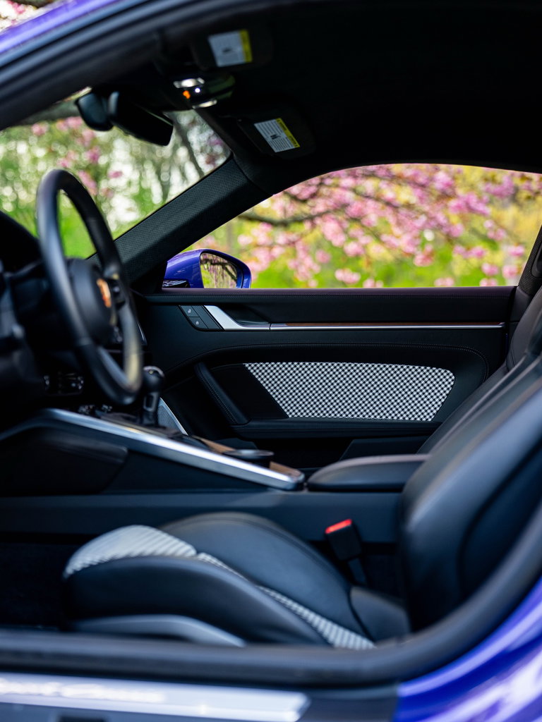Porsche 992 Sport Classic