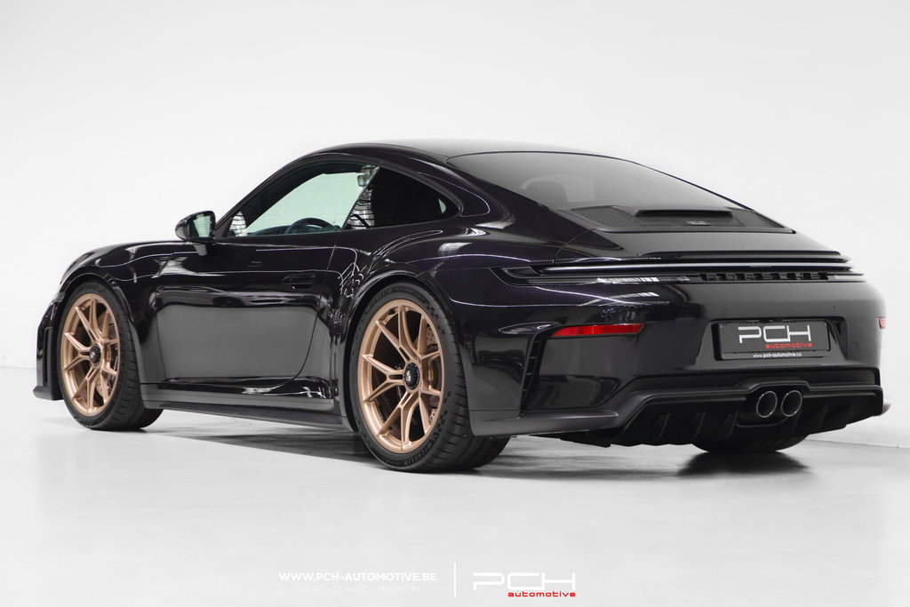Porsche 992 GT3 Touring
