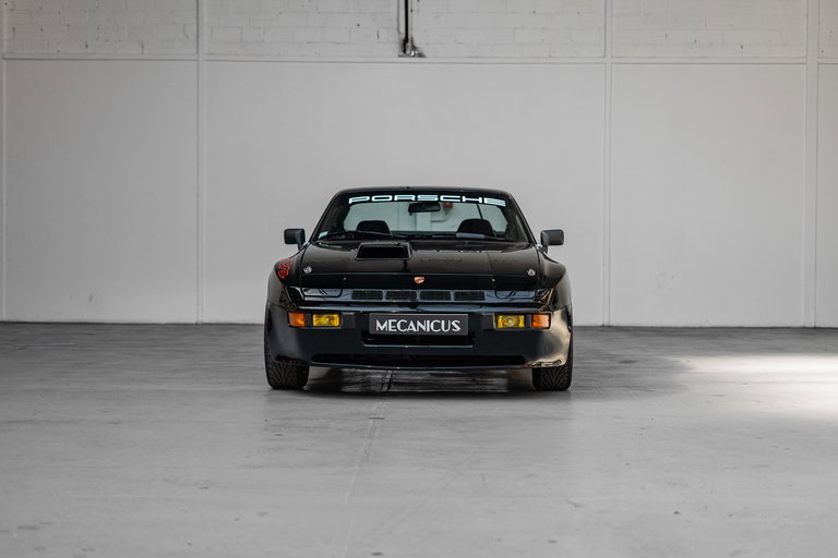 Porsche 924 Carrera GT