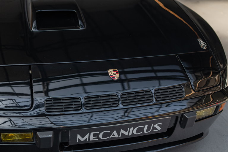 Porsche 924 Carrera GT