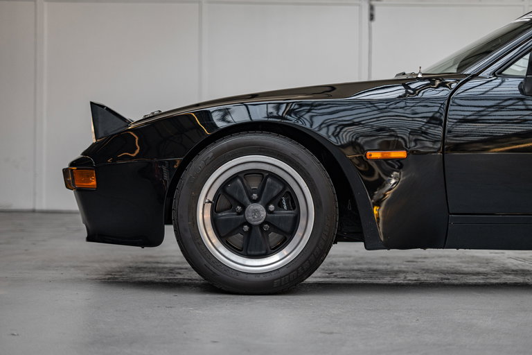 Porsche 924 Carrera GT