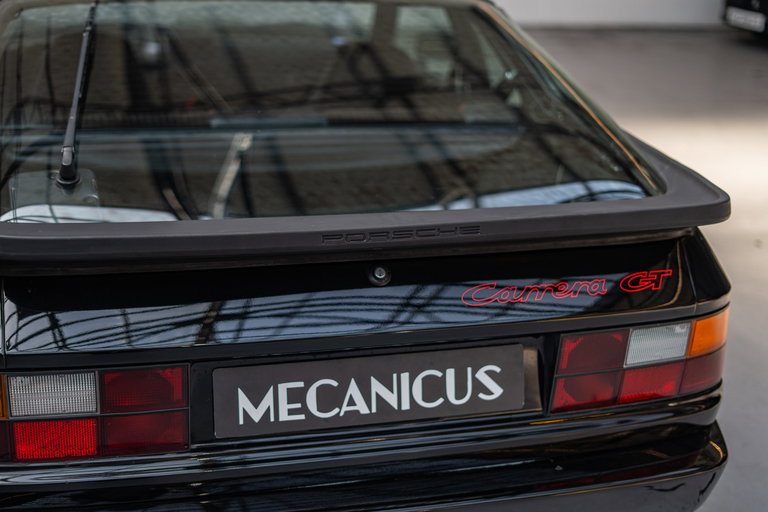 Porsche 924 Carrera GT