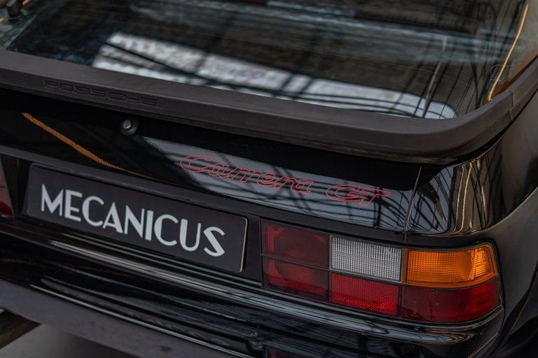 Porsche 924 Carrera GT