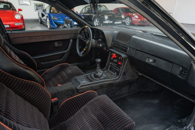 Porsche 924 Carrera GT