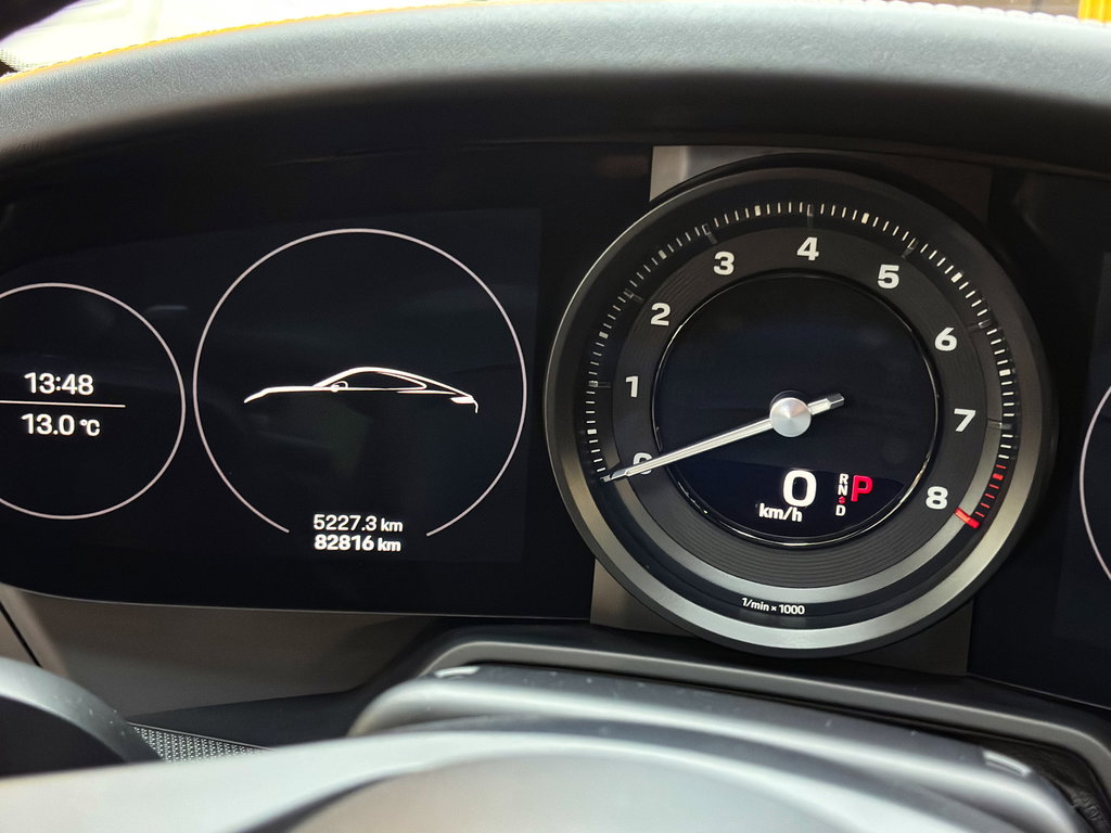 Porsche 992 Carrera