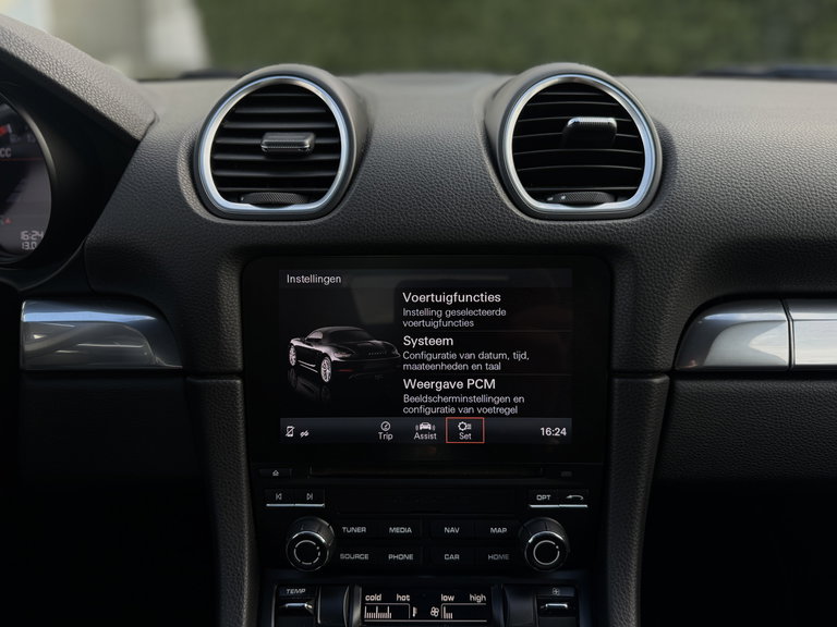 Porsche 718 Boxster