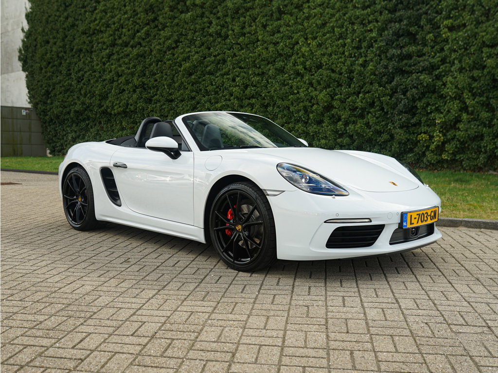 Porsche 718 Boxster