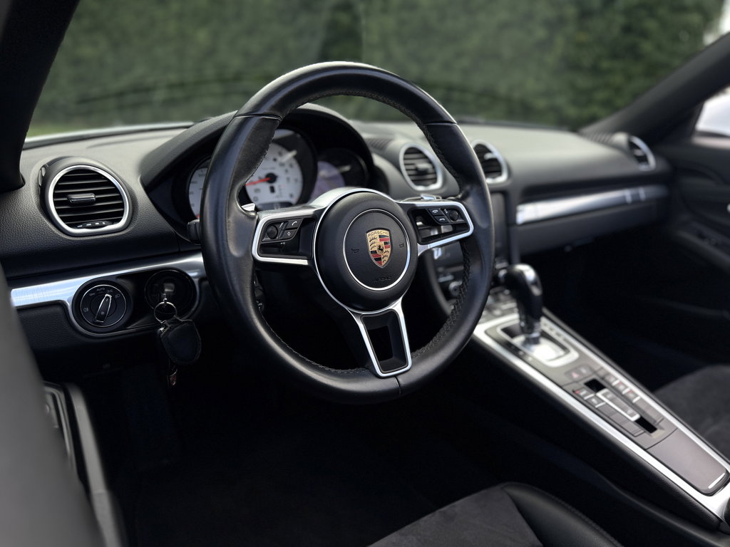 Porsche 718 Boxster