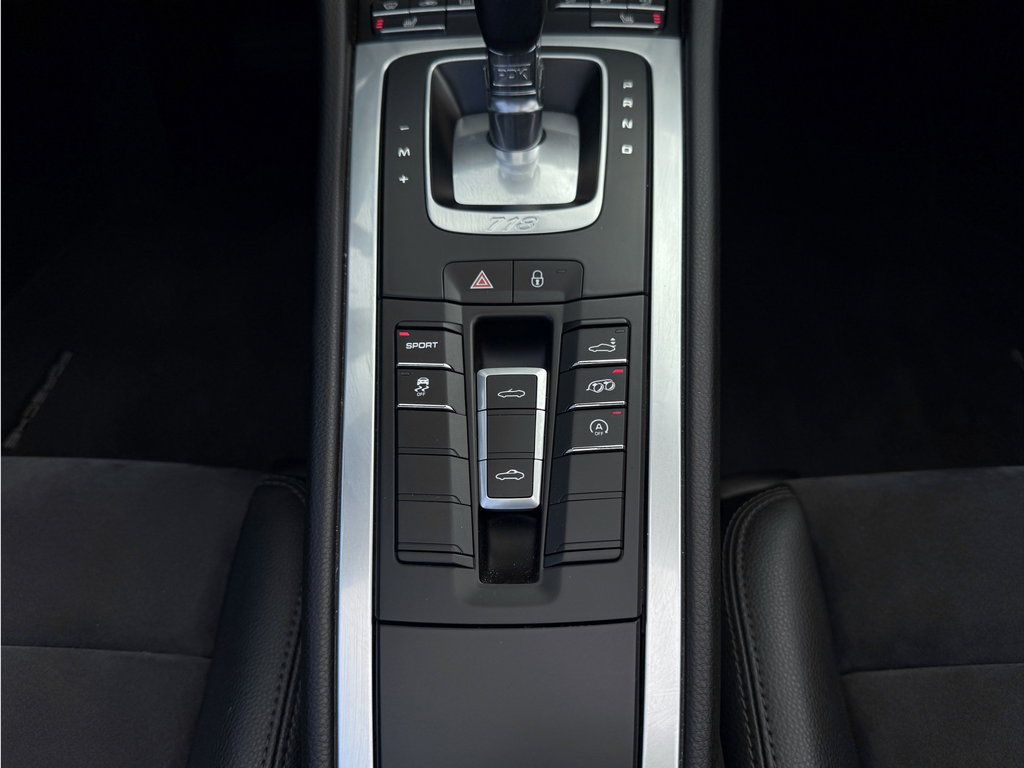Porsche 718 Boxster