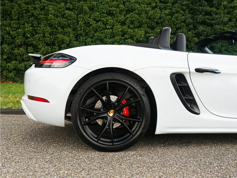 Porsche 718 Boxster