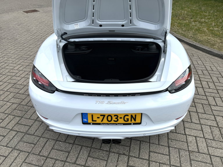 Porsche 718 Boxster