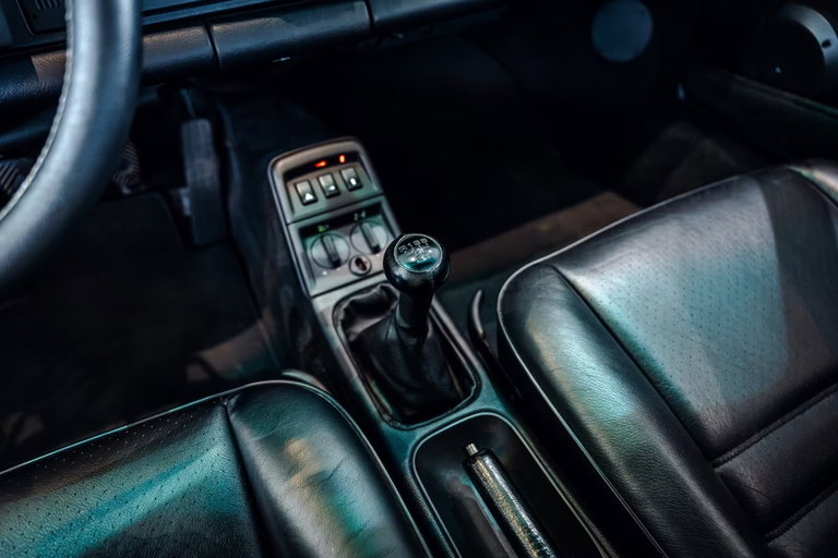 Porsche 964 Carrera 4