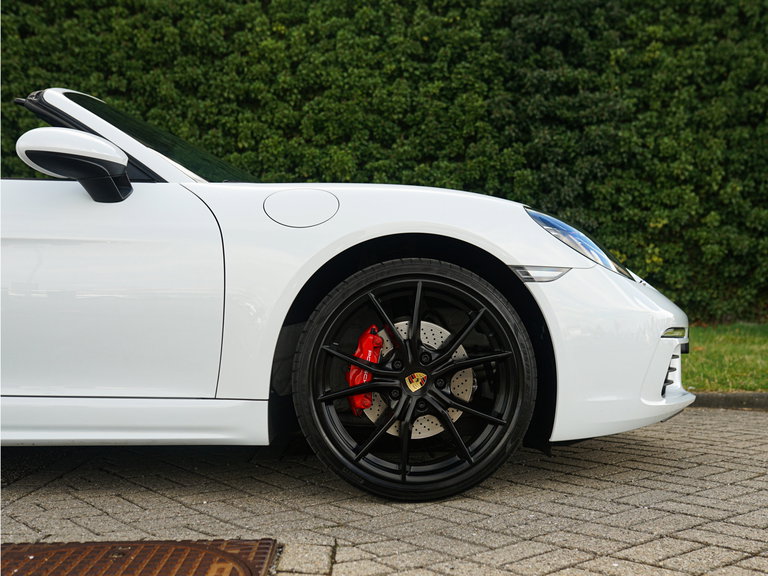Porsche 718 Boxster