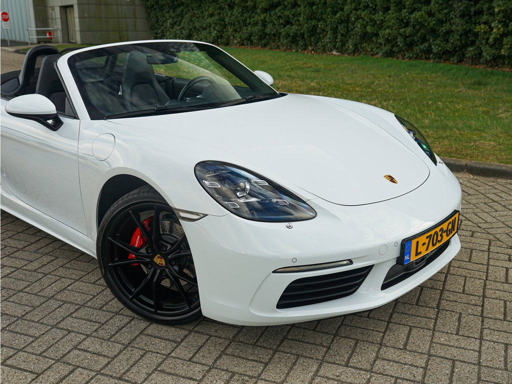 Porsche 718 Boxster