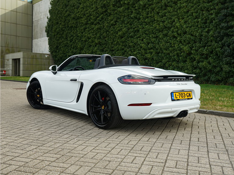 Porsche 718 Boxster