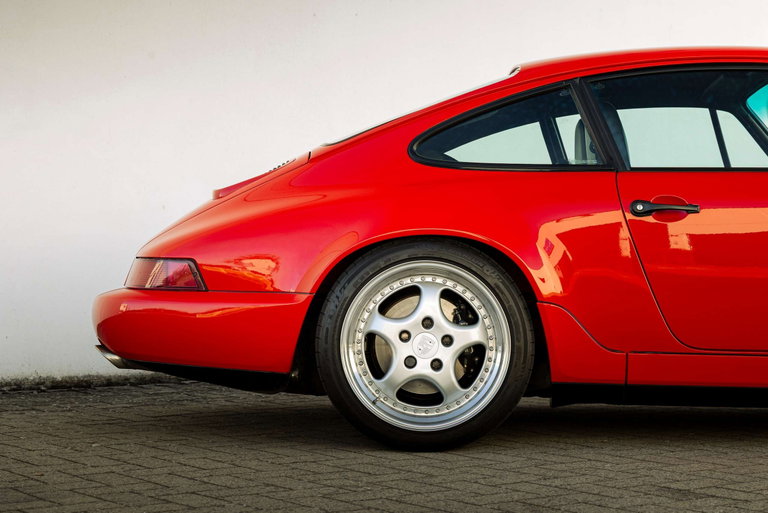 Porsche 964 Carrera 4