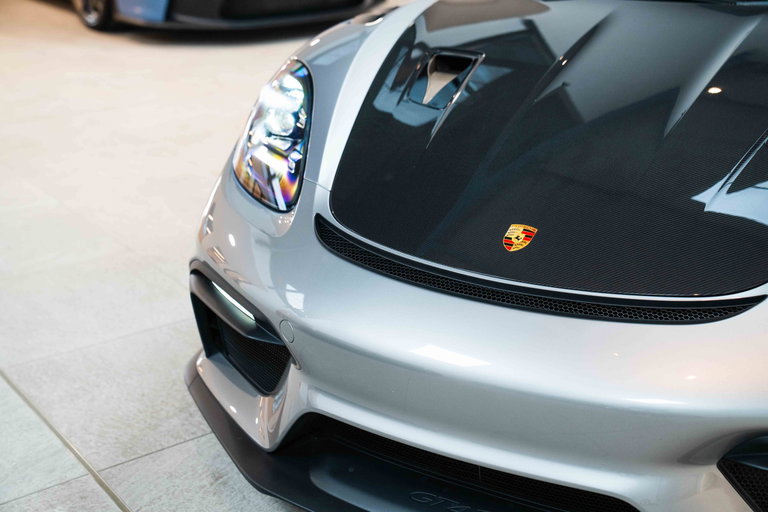 Porsche 718 Cayman GT4 RS