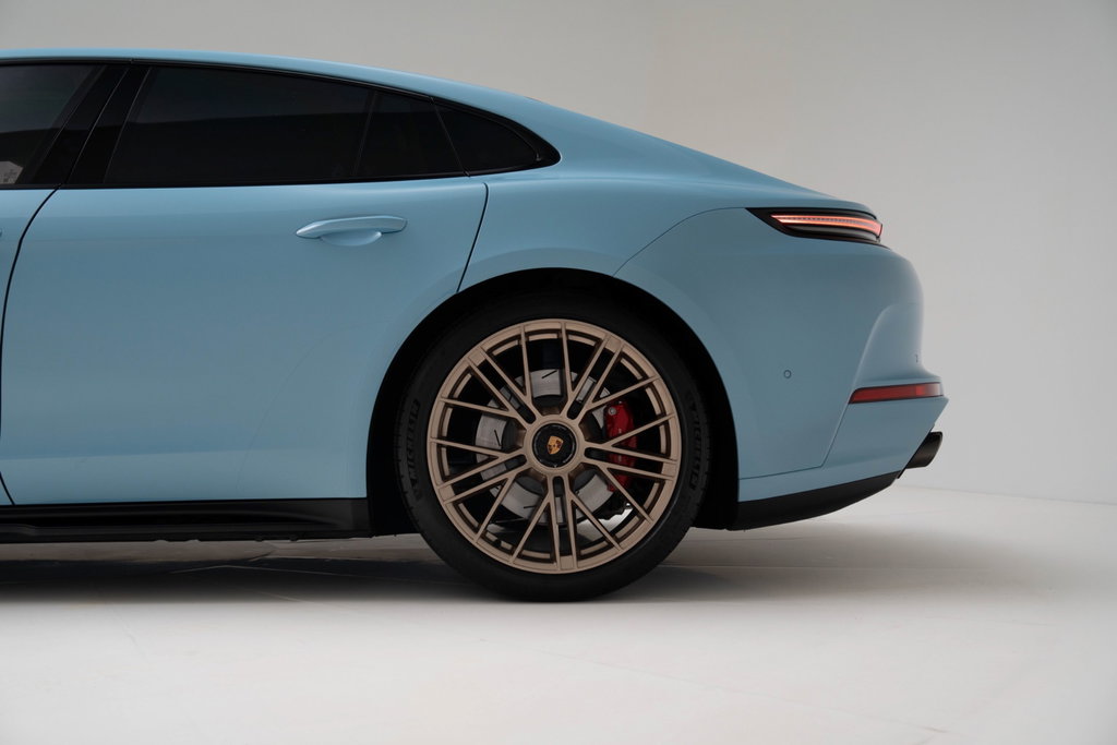 Porsche Panamera GTS