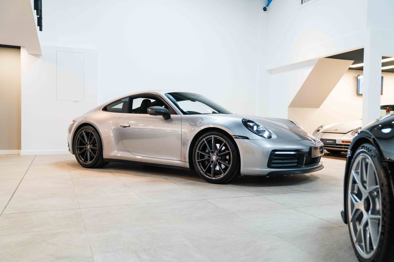 Porsche 992 Carrera T