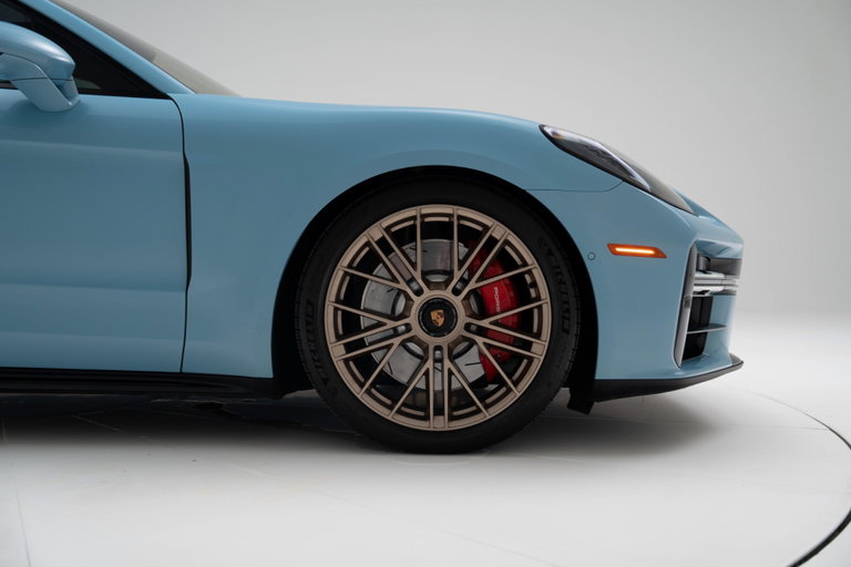 Porsche Panamera GTS