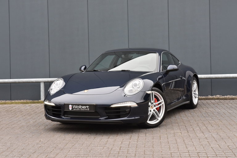 Porsche 991 Carrera 4
