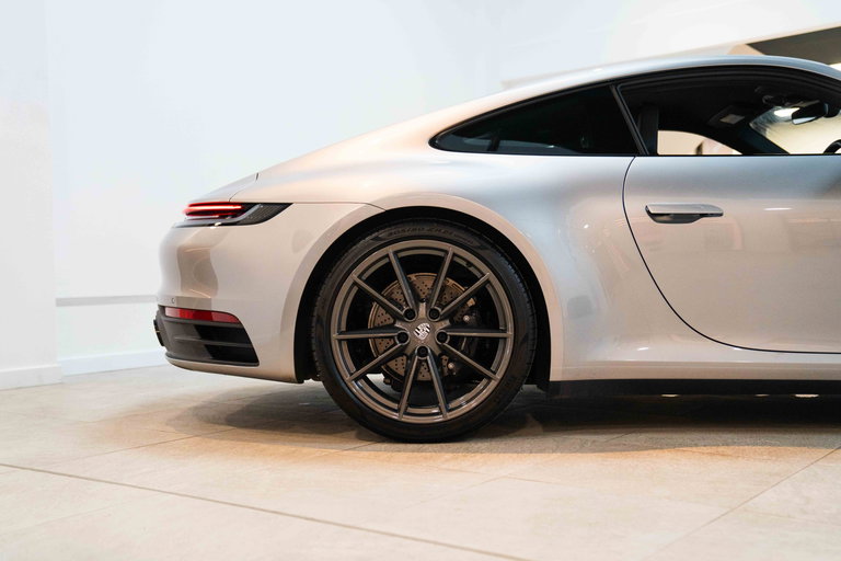 Porsche 992 Carrera T