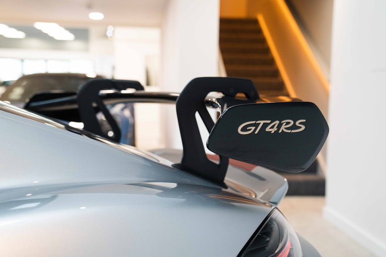 Porsche 718 Cayman GT4 RS