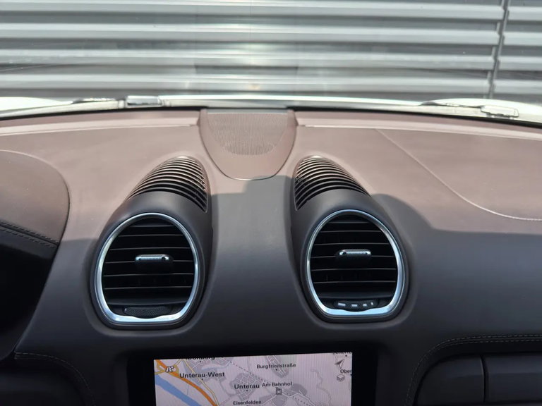 Porsche 718 Boxster S
