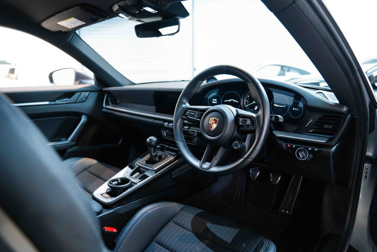 Porsche 992 Carrera T