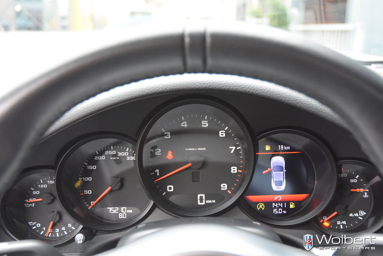 Porsche 991 Carrera 4