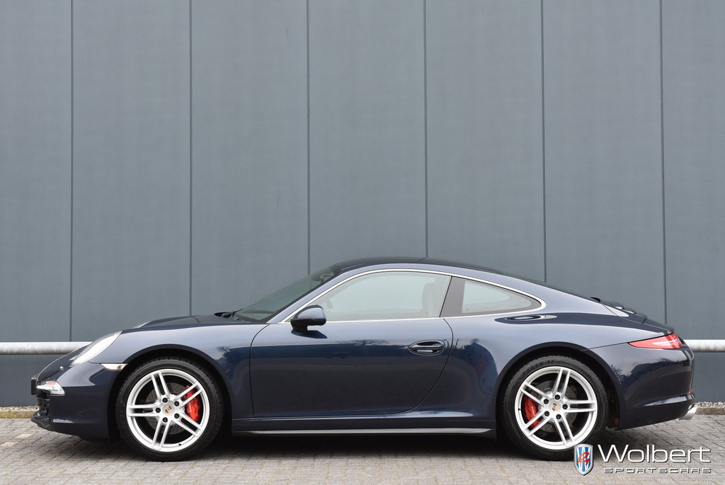 Porsche 991 Carrera 4