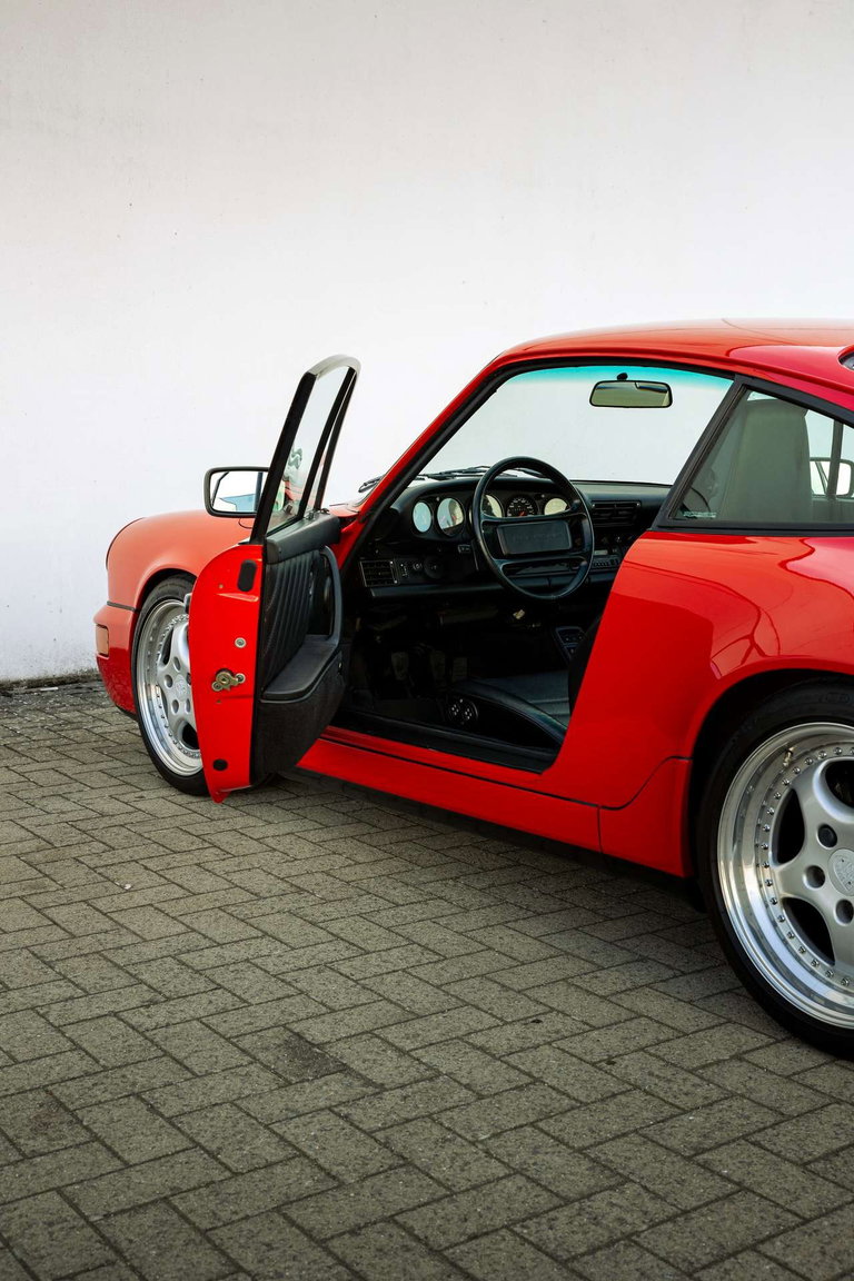 Porsche 964 Carrera 4