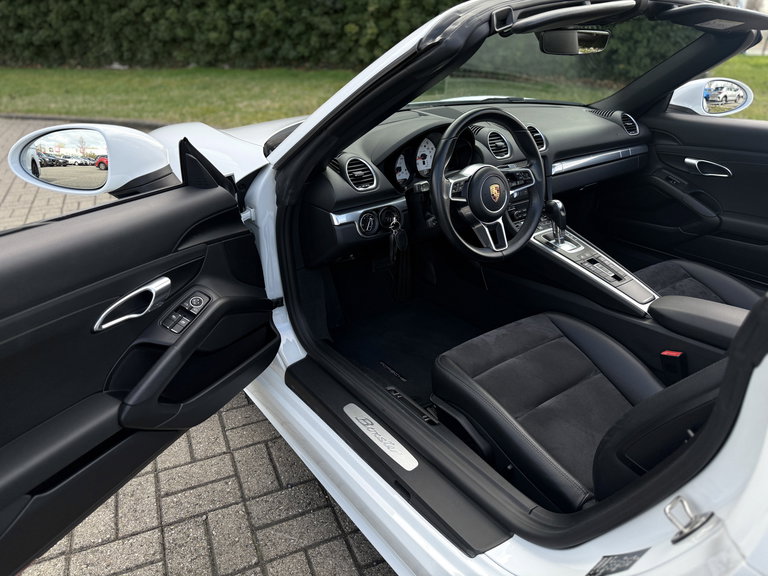 Porsche 718 Boxster