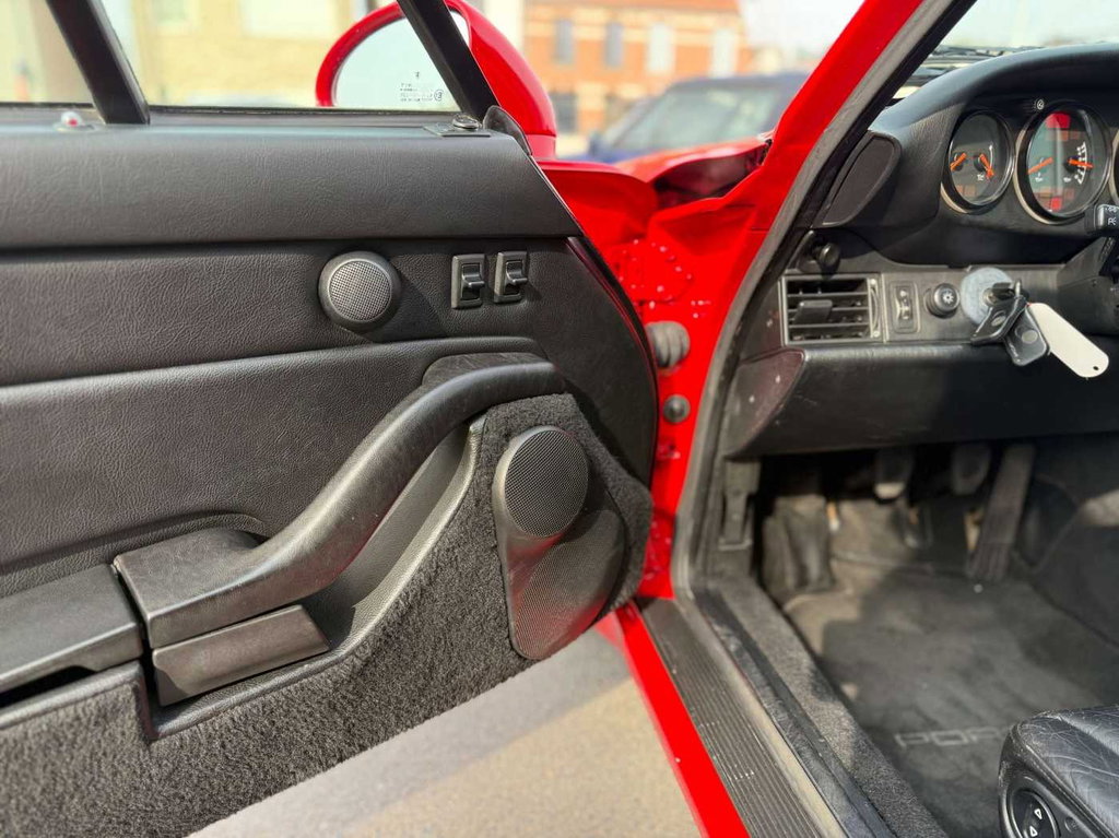 Porsche 993 Carrera 4