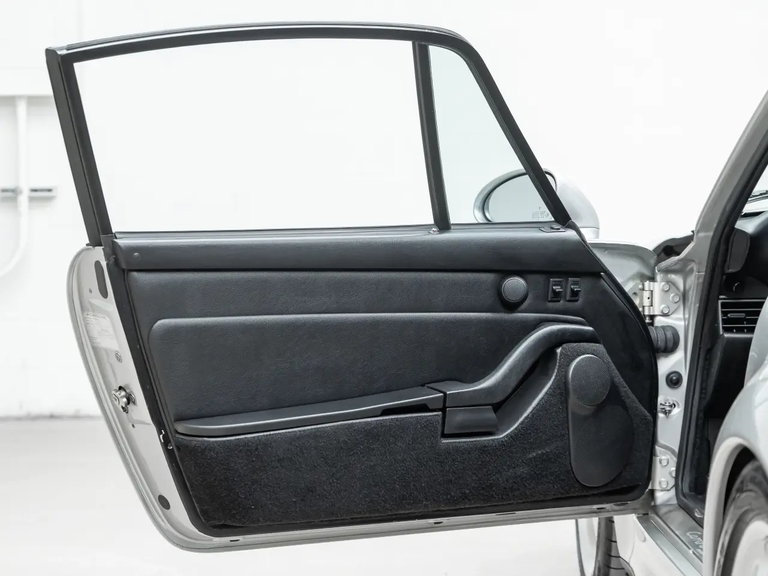 Porsche 993 Carrera 4S