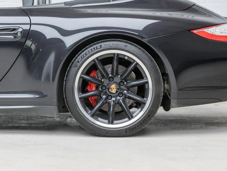 Porsche 997.2 Carrera GTS