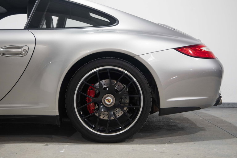 Porsche 997.2 Carrera GTS