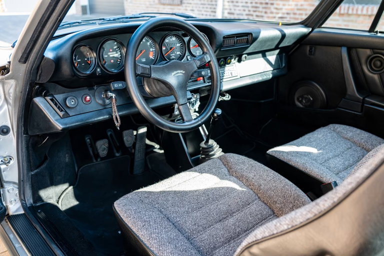 Porsche 911 SC