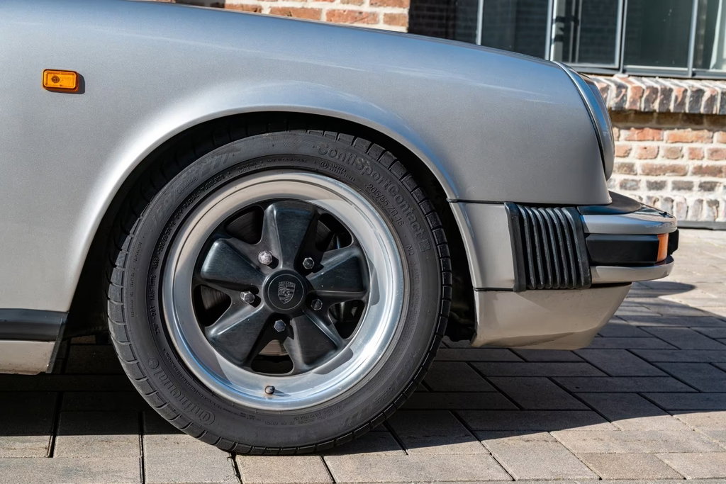 Porsche 911 SC
