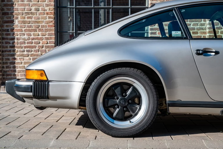 Porsche 911 SC