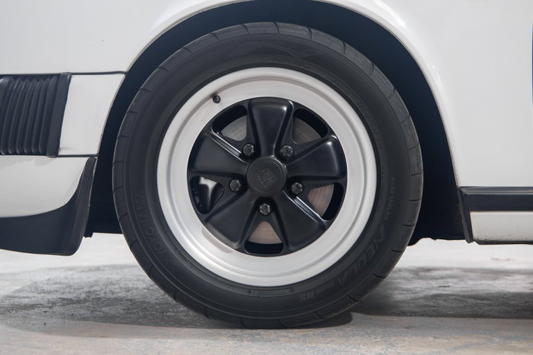 Porsche 911 SC