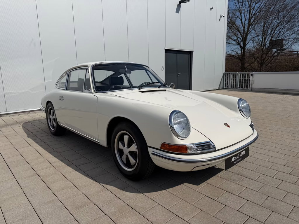 Porsche 911 T