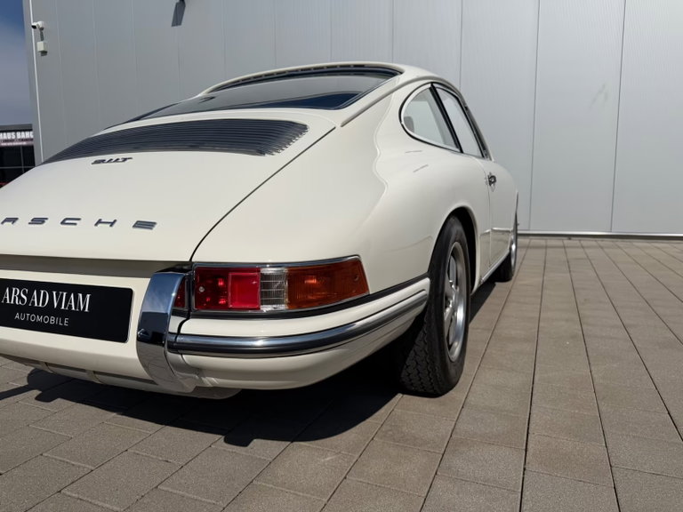 Porsche 911 T