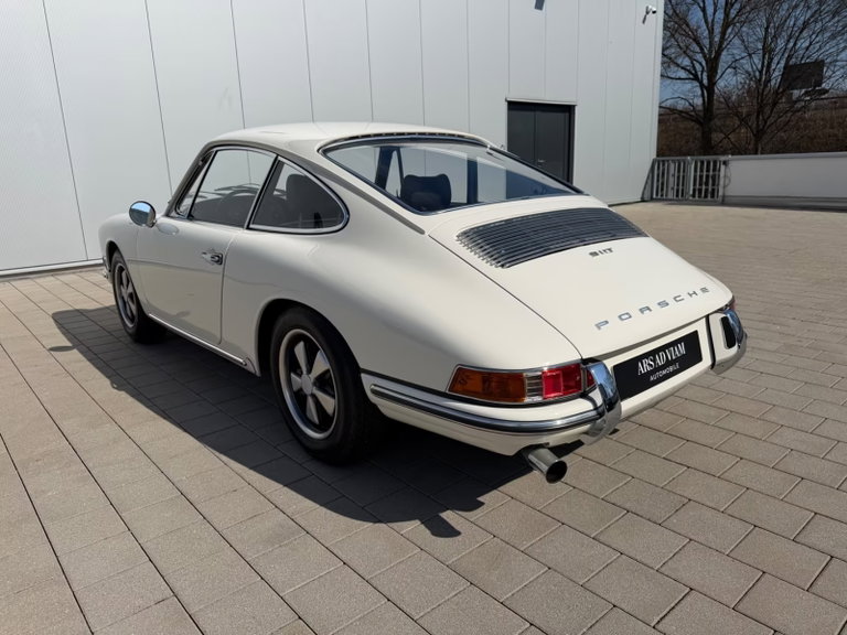 Porsche 911 T