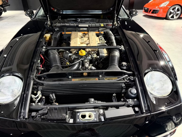 Porsche 928 S4